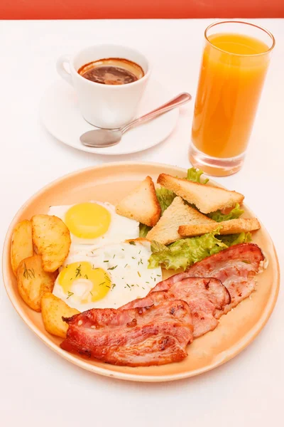 Smaczne śniadanie — Zdjęcie stockowe