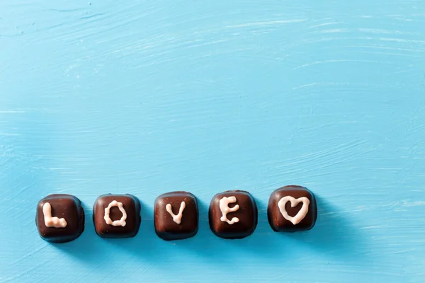 Presente de Valentim de chocolate — Fotografia de Stock