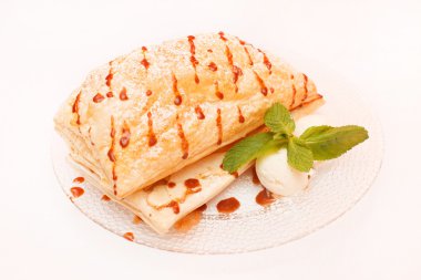 elmalı turta
