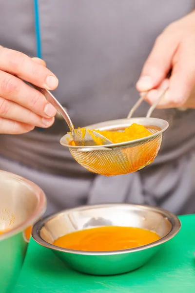 Chef iş başında — Stok fotoğraf