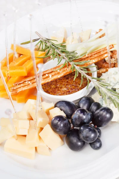 Cheese plate — Stock Photo, Image