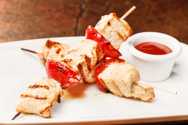 Chicken kebab — Stock Photo, Image