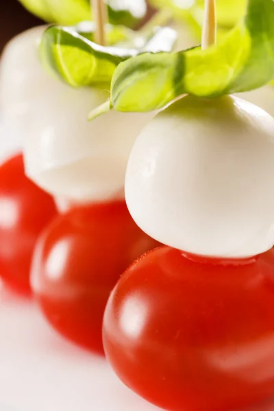 Tomaten und Mozzarella — Stockfoto