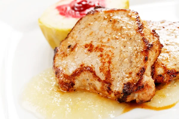 Grilled pork with apple — Stock Photo, Image