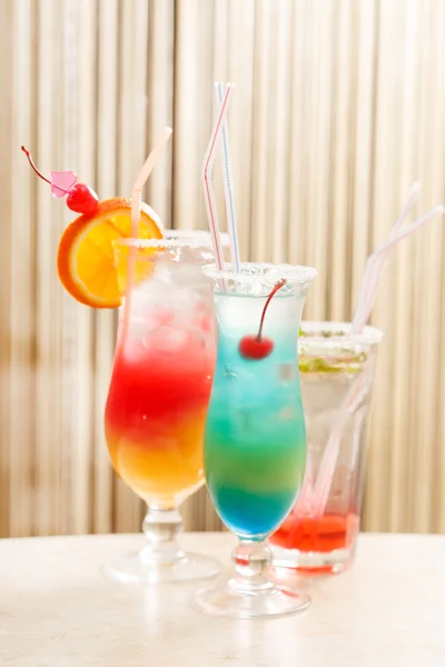 Cocktails in the bar — Stock Photo, Image