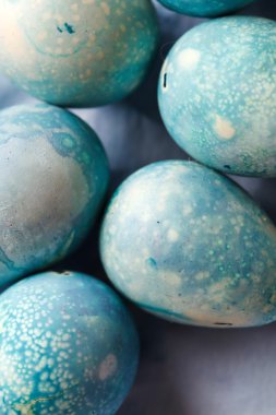 Mavi Paskalya yumurtaları