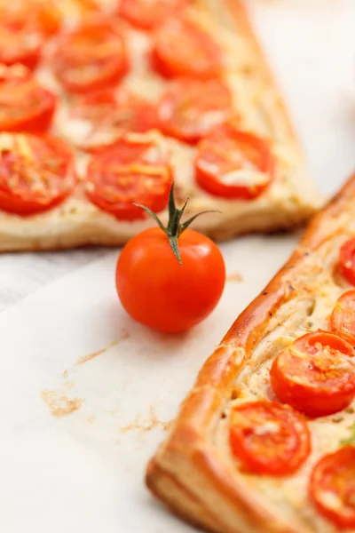 Quiche with tomato and ricotta — Stock Photo, Image