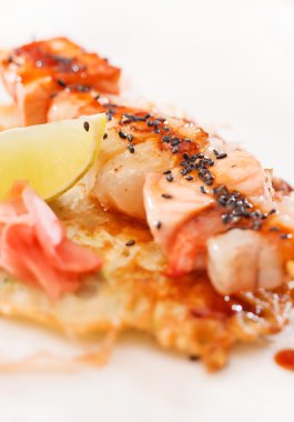 Deniz ürünleri kebabı