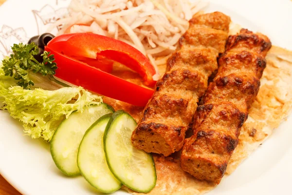 Kebab met groenten — Stockfoto