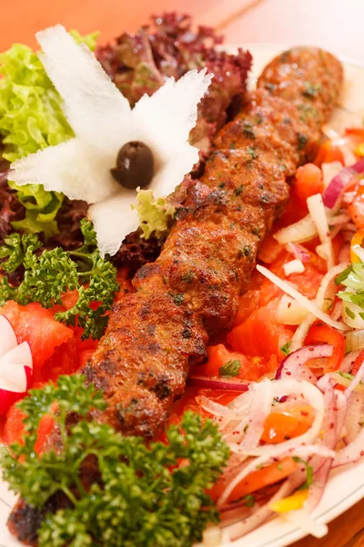Kebab con verduras — Foto de Stock