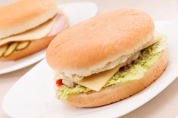 Вкусный сэндвич — стоковое фото