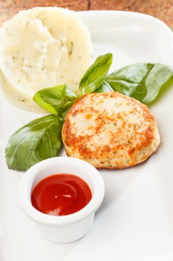 et pirzola patates püresi ile