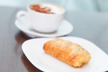 puf böreği ile kahve