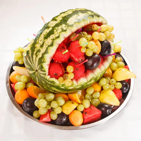 Ensalada de frutas en sandía — Foto de Stock