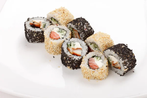 Sushi na biały — Zdjęcie stockowe