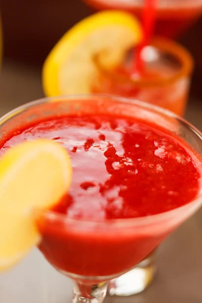 Colorful cocktails close up — Stock Photo, Image