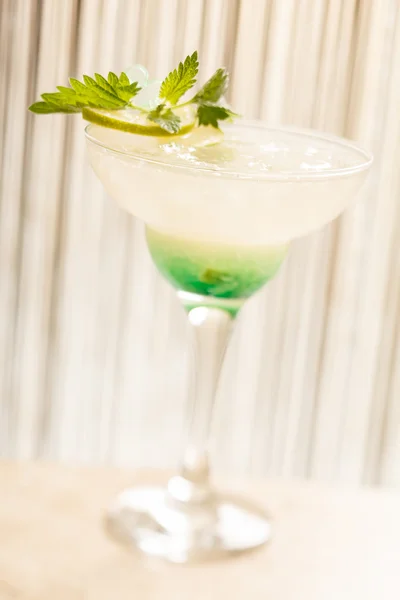 Cocktail with mint — Stock Photo, Image