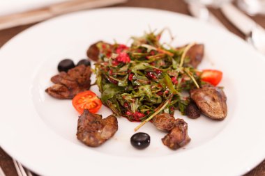 et salatası ile