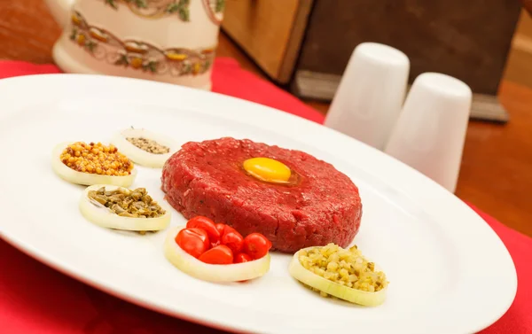 Tartare on dish — Stock Photo, Image