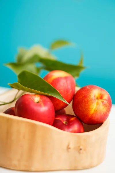 Fresh nectarines — Stock Photo, Image