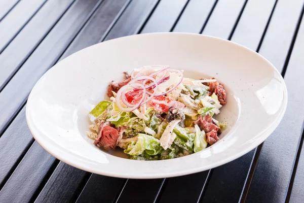 Salad with beef — Stock Photo, Image