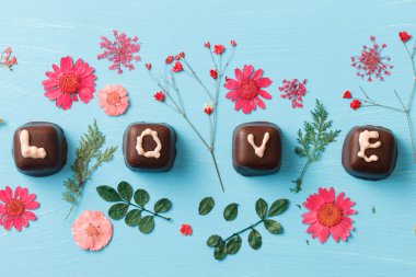 Çikolata Sevgililer günü hediyesi