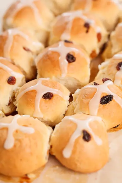 Bollos cruzados calientes — Foto de Stock