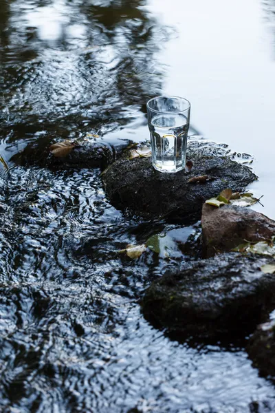 Água limpa (conceito saudável ) — Fotografia de Stock