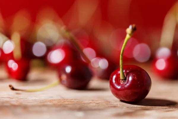 Fresh cherries — Stock Photo, Image