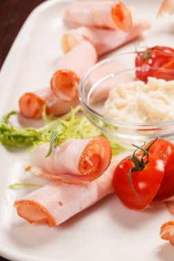 jambon ruloları