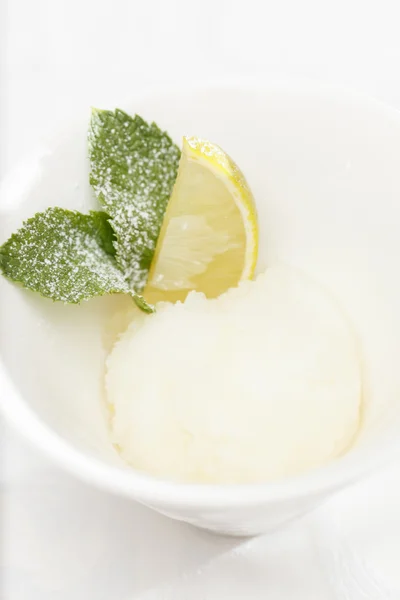 Lime sorbet — Stock Photo, Image