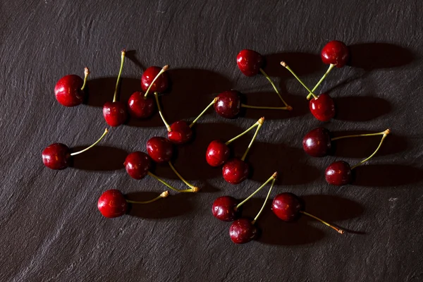 Fresh cherries — Stock Photo, Image