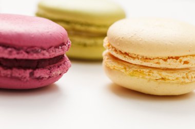 lezzetli renkli acıbadem kurabiyesi