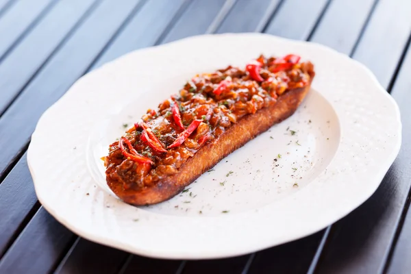 Kavrulmuş sebze ile tost — Stok fotoğraf