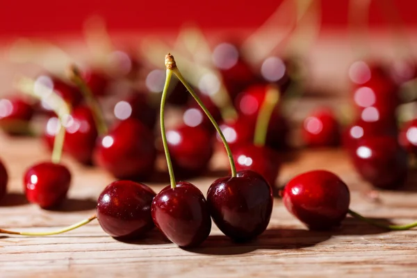 Fresh cherries — Stock Photo, Image