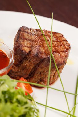 soslu ızgara biftek