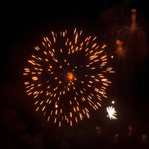 Fuegos artificiales de colores —  Fotos de Stock