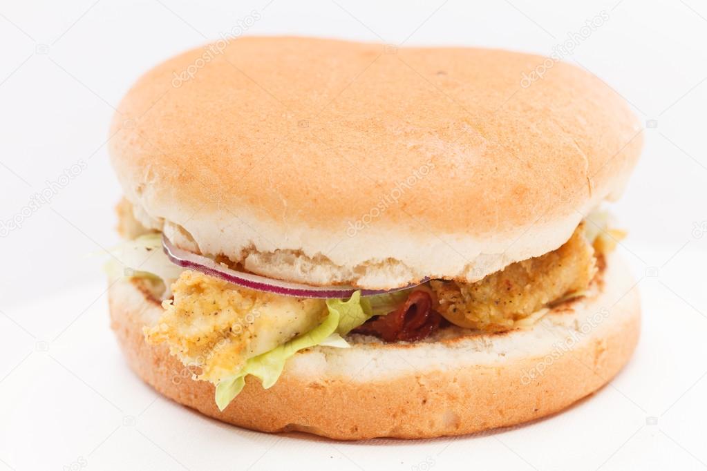 Chicken burger with vegetables