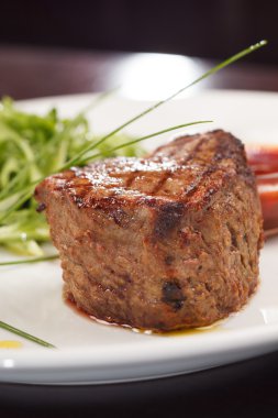 soslu ızgara biftek