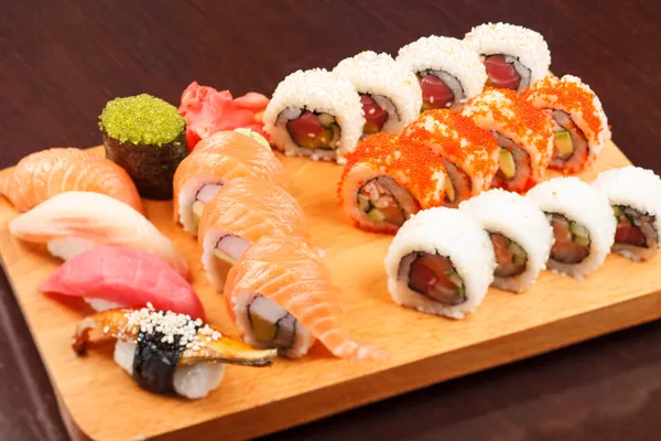 Läckra sushi — Stockfoto