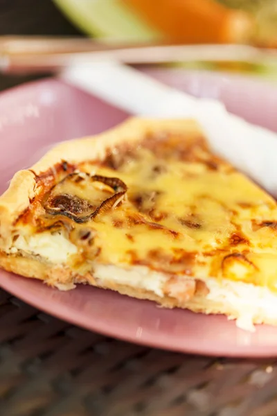 Quiche met zalm — Stockfoto