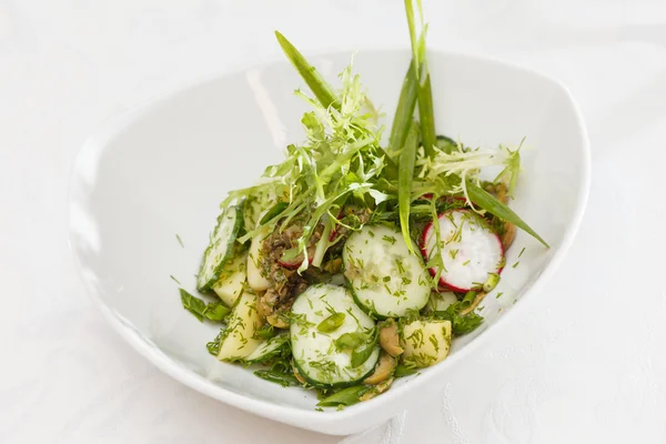 Fresh salad — Stock Photo, Image