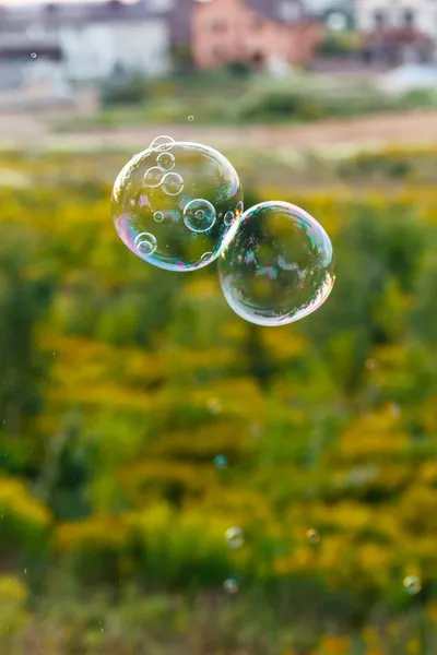 Seifenblase im Freien — Stockfoto