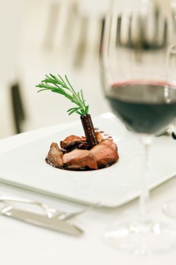 Romantik akşam yemeği