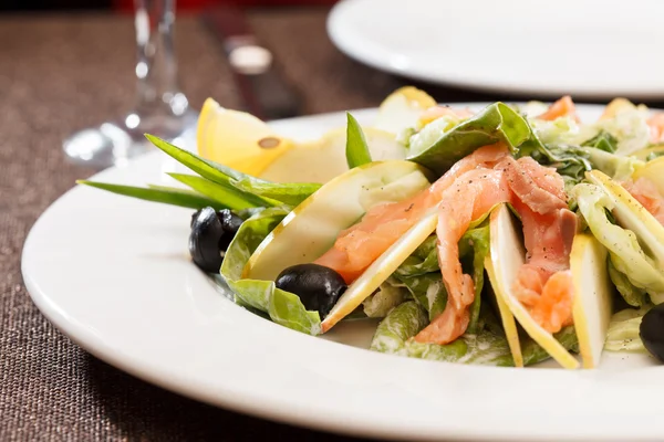 Salade au saumon — Photo