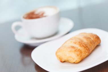 puf böreği ile kahve