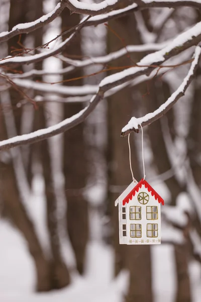 Lanterne dans la neige — Photo