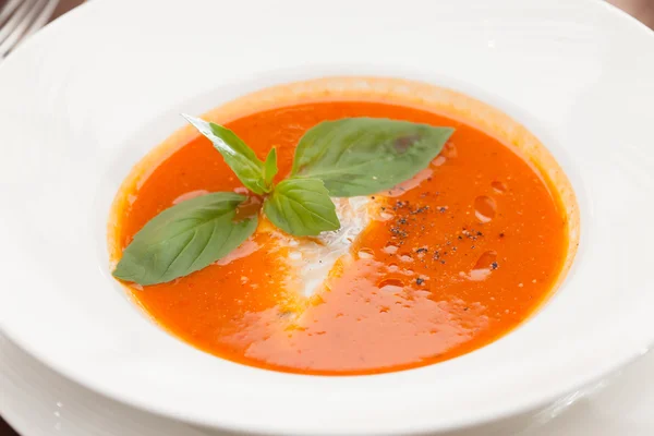 Sopa de tomate fresco — Fotografia de Stock