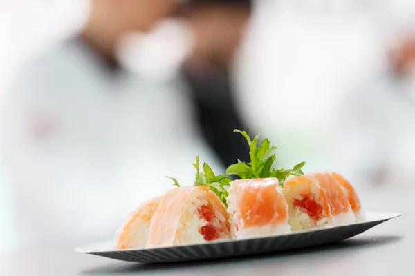 Sushi w restauracji — Zdjęcie stockowe