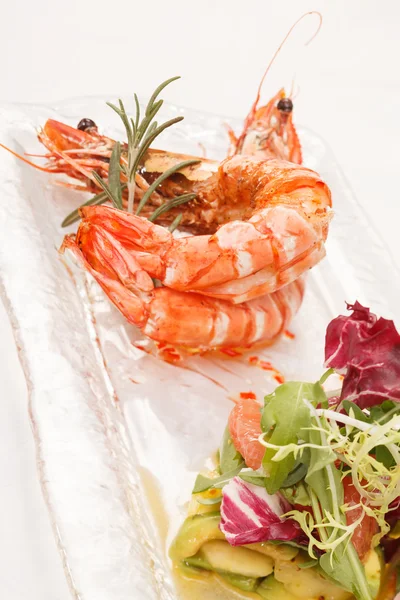 Scampi's met salade — Stockfoto